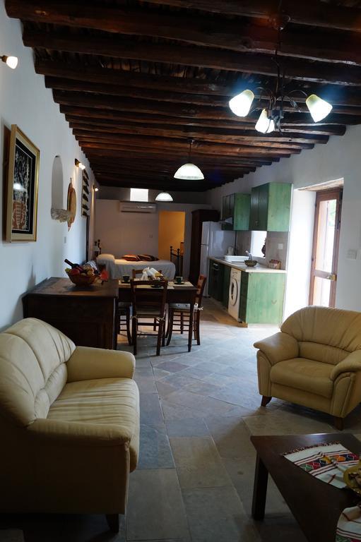 Hébergement de vacances Makrinari Tis Pano Geitonias *